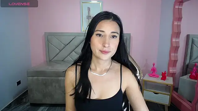 lizzyluk ch online show from November 21, 2025, 11:20 am