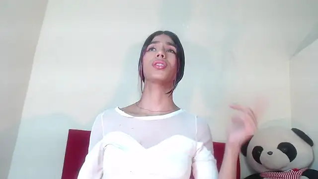 Luluu 08 online show from March 22, 2025, 5:09 pm