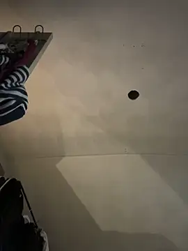 rayyymack online show from September 25, 2025, 1:04 pm