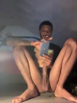 rayyymack online show from April 15, 2026, 3:35 am