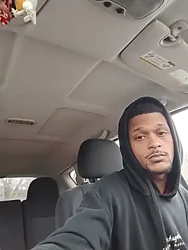 rayyymack online show from April 18, 2026, 7:07 pm