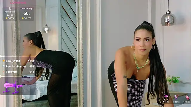 Salome Diaz  online show from March 26, 2026, 4:34 pm