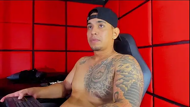 Damian09  online show from May 28, 2026, 4:32 am