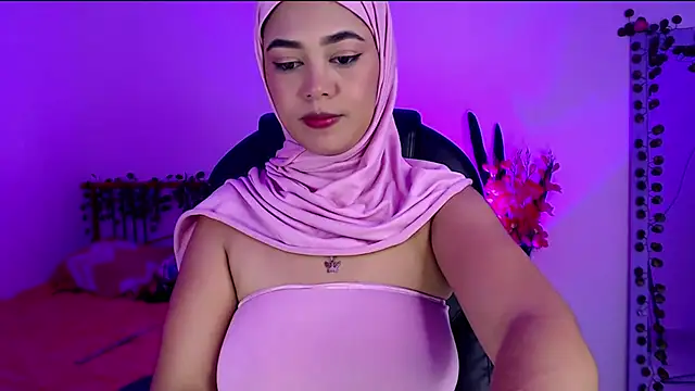 azzahara069 online show from May 16, 2026, 2:19 am