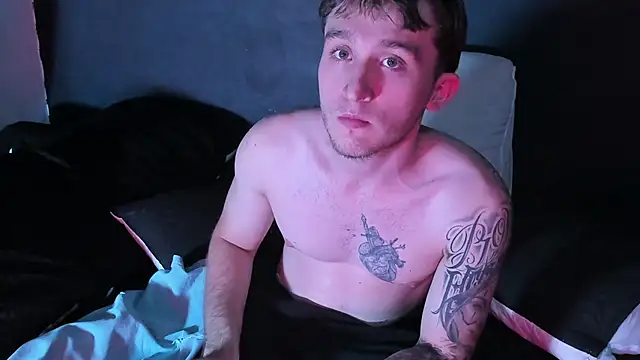 Dylanwhite23  online show from October 26, 2025, 1:11 am