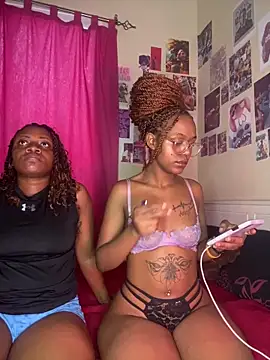 naughtybitches5 online show from May 29, 2026, 5:38 am