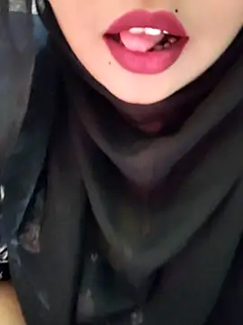 Snapshot of Indian-Nazia chatting on February 4, 2026, 5:19 pm Indian-Nazia online show from February 4, 2026, 5:19 pm