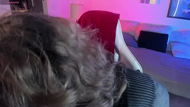 Sabrina scarlett online show from October 9, 2025, 4:43 am