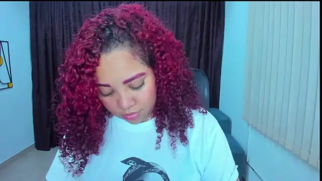 AngelaCoffee online show from October 8, 2025, 10:18 pm