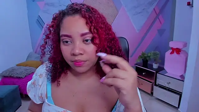 AngelaCoffee online show from November 15, 2025, 2:31 am