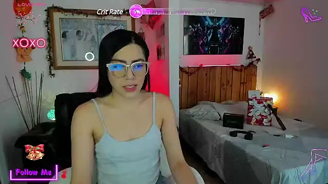 Snapshot of LauGrayJ chatting on December 10, 2024, 8:16 pm LauGrayJ online show from December 10, 2024, 8:16 pm