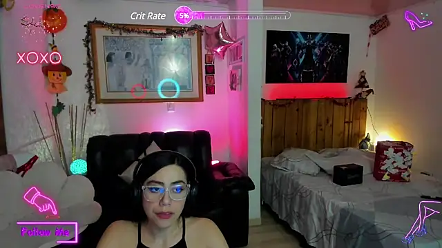 Snapshot of LauGrayJ chatting on February 15, 2025, 4:03 am LauGrayJ online show from February 15, 2025, 4:03 am