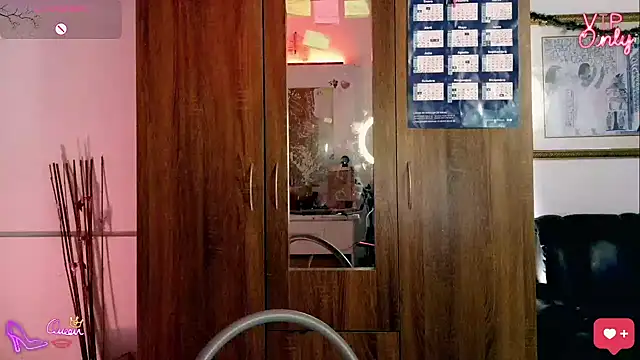 LauGrayJ online show from February 8, 2026, 2:48 am