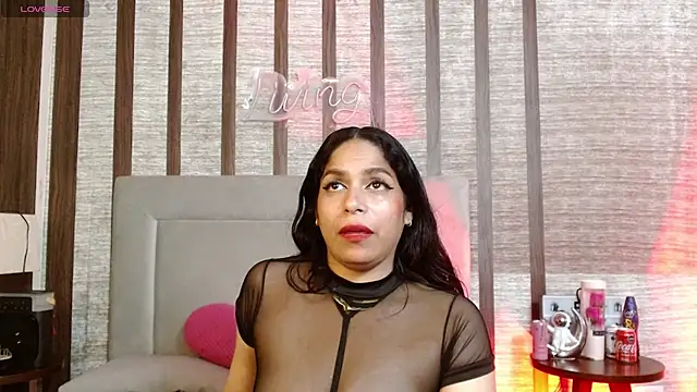 Sophy wm online show from September 30, 2025, 3:17 pm