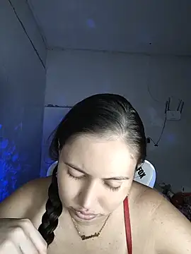 dani123unica online show from April 15, 2026, 3:52 pm