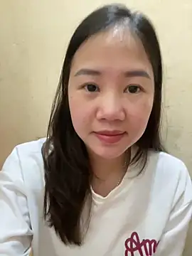 Baby-sexy96 online show from November 9, 2025, 8:18 pm