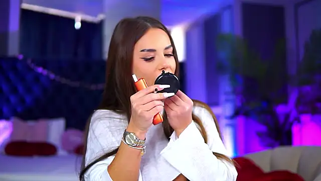 MissKiarra online show from February 3, 2026, 6:51 am