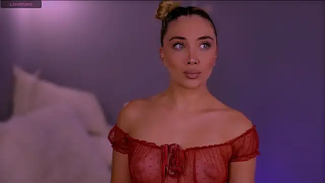 Snapshot of Jessielle chatting on October 4, 2025, 4:27 pm Jessielle online show from October 4, 2025, 4:27 pm