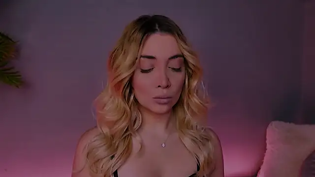 Snapshot of Jessielle chatting on January 19, 2026, 8:29 am Jessielle online show from January 19, 2026, 8:29 am