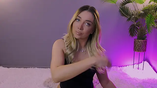 Snapshot of Jessielle chatting on March 23, 2026, 4:05 am Jessielle online show from March 23, 2026, 4:05 am