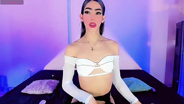 Snapshot of Tiffany_moonblack chatting on November 22, 2025, 5:56 pm Tiffany moonblack online show from November 22, 2025, 5:56 pm