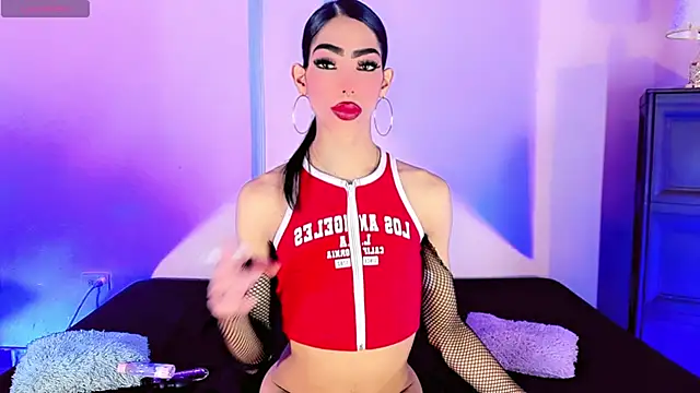 Snapshot of Tiffany_moonblack chatting on November 23, 2025, 10:31 pm Tiffany moonblack online show from November 23, 2025, 10:31 pm