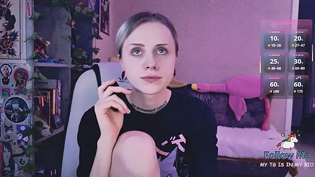 NaniMoore online show from March 12, 2026, 8:15 pm