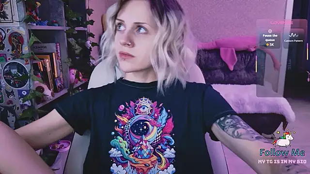 NaniMoore online show from March 27, 2026, 8:08 pm