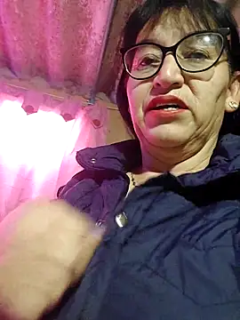 clarita 01 online show from October 21, 2025, 12:06 pm