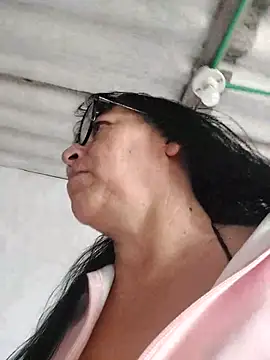 clarita 01 online show from November 27, 2025, 12:51 pm