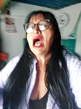 clarita 01 online show from January 17, 2026, 1:27 pm