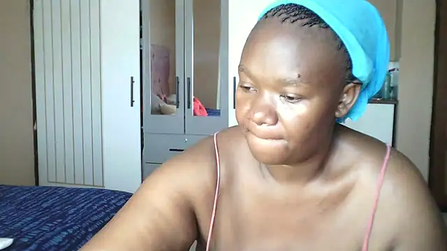 Snapshot of XXXGIANTBOOBS chatting on September 17, 2025, 8:16 am XXXGIANTBOOBS online show from September 17, 2025, 8:16 am