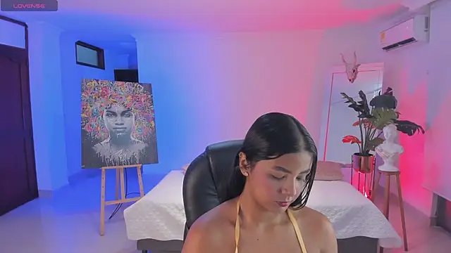 JANYLOVE   online show from November 4, 2025, 10:47 am