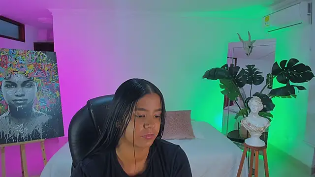 Snapshot of JANYLOVE__ chatting on February 20, 2026, 10:49 am JANYLOVE online show from February 20, 2026, 10:49 am