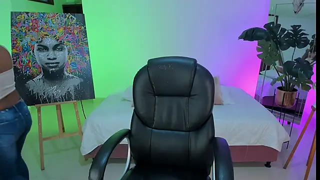 Snapshot of JANYLOVE__ chatting on February 25, 2026, 10:47 am JANYLOVE online show from February 25, 2026, 10:47 am