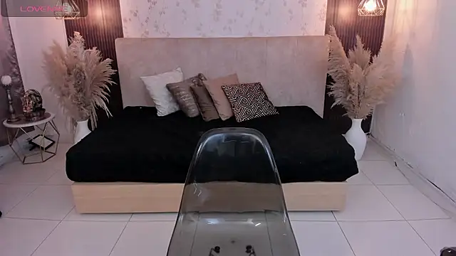 SusyAmis online show from January 13, 2026, 3:34 am