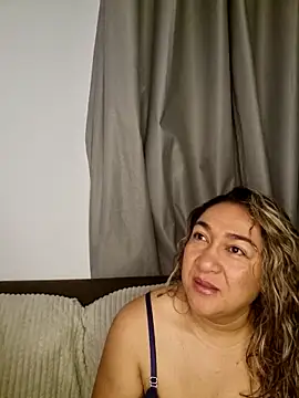 kitty 84 online show from February 8, 2026, 10:07 am