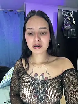 Snapshot of _vaness chatting on October 10, 2025, 5:17 am vaness online show from October 10, 2025, 5:17 am