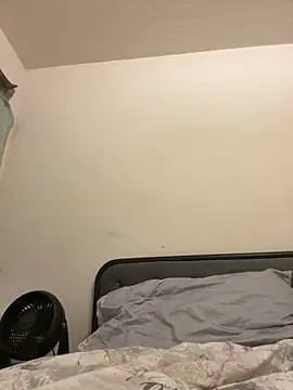 prettlovely14 online show from October 6, 2025, 6:27 pm