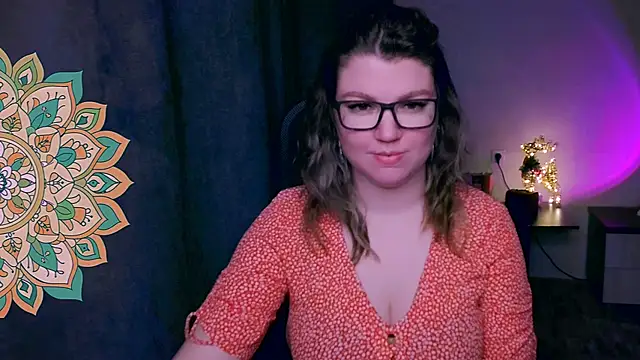 VioletteWay online show from May 24, 2026, 2:55 pm