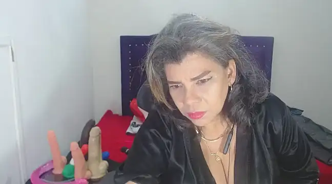 vikyadams online show from February 17, 2025, 1:42 pm