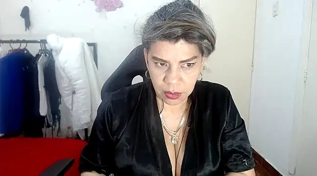 vikyadams online show from February 24, 2025, 1:53 pm