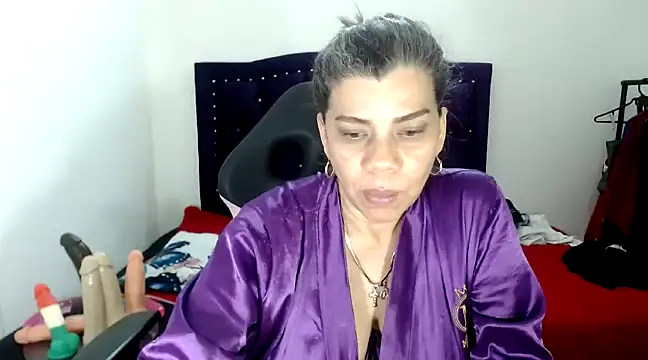 vikyadams online show from March 21, 2025, 2:40 pm