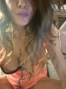 Snapshot of vampvanna23 chatting on June 20, 2026, 1:52 am vampvanna23 online show from June 20, 2026, 1:52 am