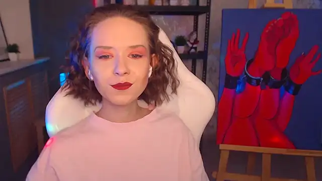 FascinatingEyess online show from December 29, 2024, 6:05 pm