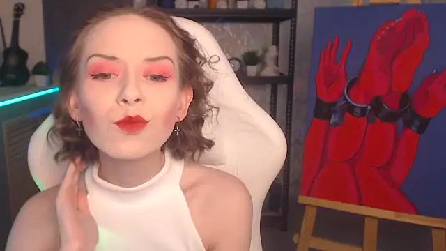 FascinatingEyess online show from September 12, 2025, 6:08 pm