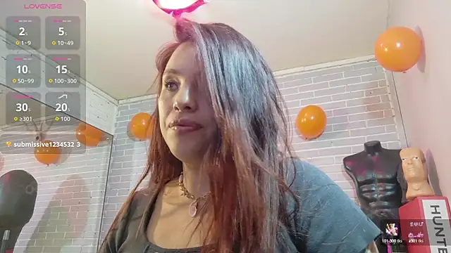 Snapshot of elizatexx chatting on October 15, 2025, 5:13 pm elizatexx online show from October 15, 2025, 5:13 pm