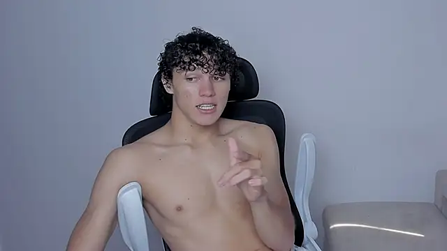 Snapshot of laurent_nova chatting on November 23, 2025, 5:57 pm laurent nova online show from November 23, 2025, 5:57 pm