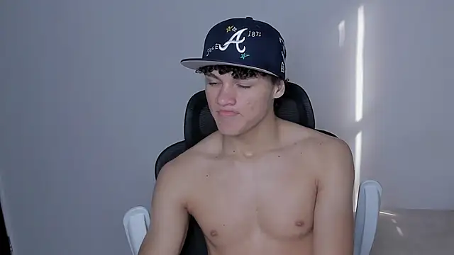 Snapshot of laurent_nova chatting on November 30, 2025, 6:56 pm laurent nova online show from November 30, 2025, 6:56 pm