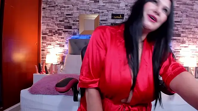 Antonella Montanari online show from July 10, 2026, 3:44 am